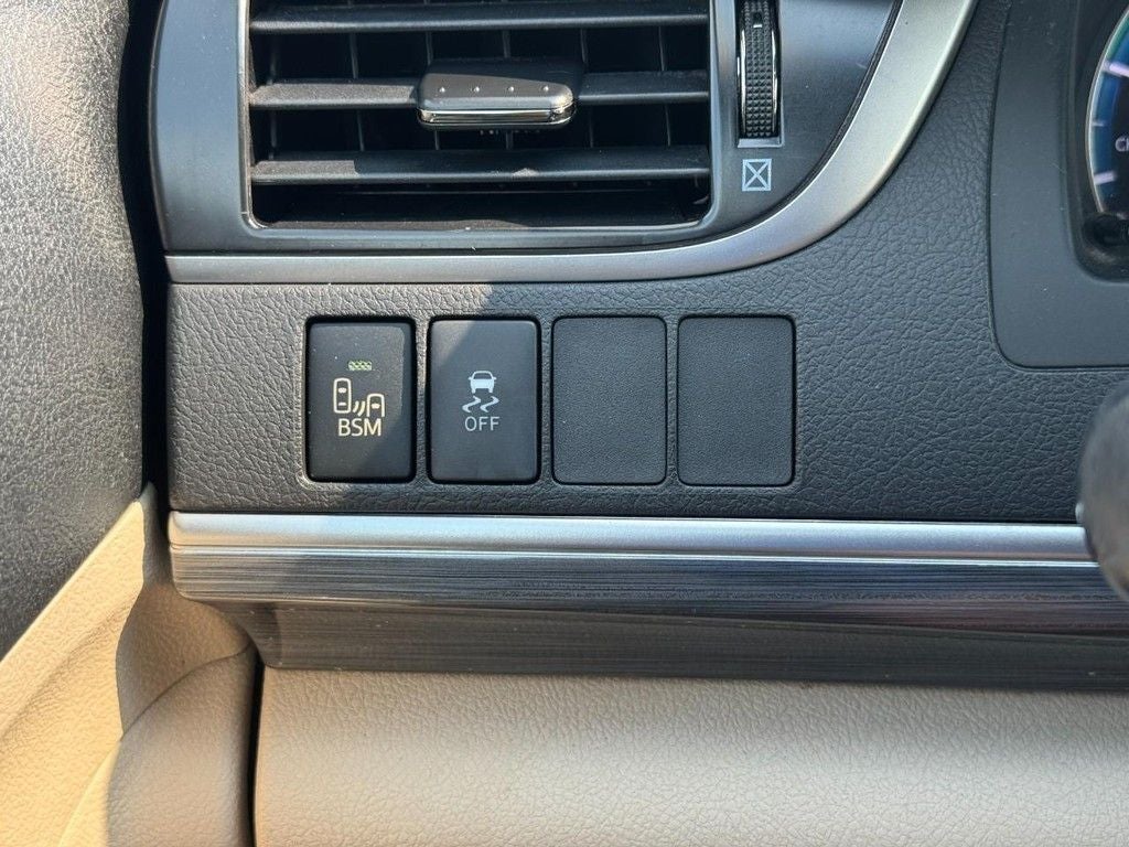 2012 Toyota Camry Hybrid XLE