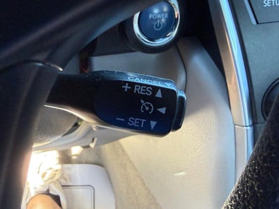 2017 Toyota Camry Hybrid Base