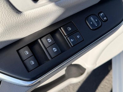 2017 Toyota Camry Hybrid Base