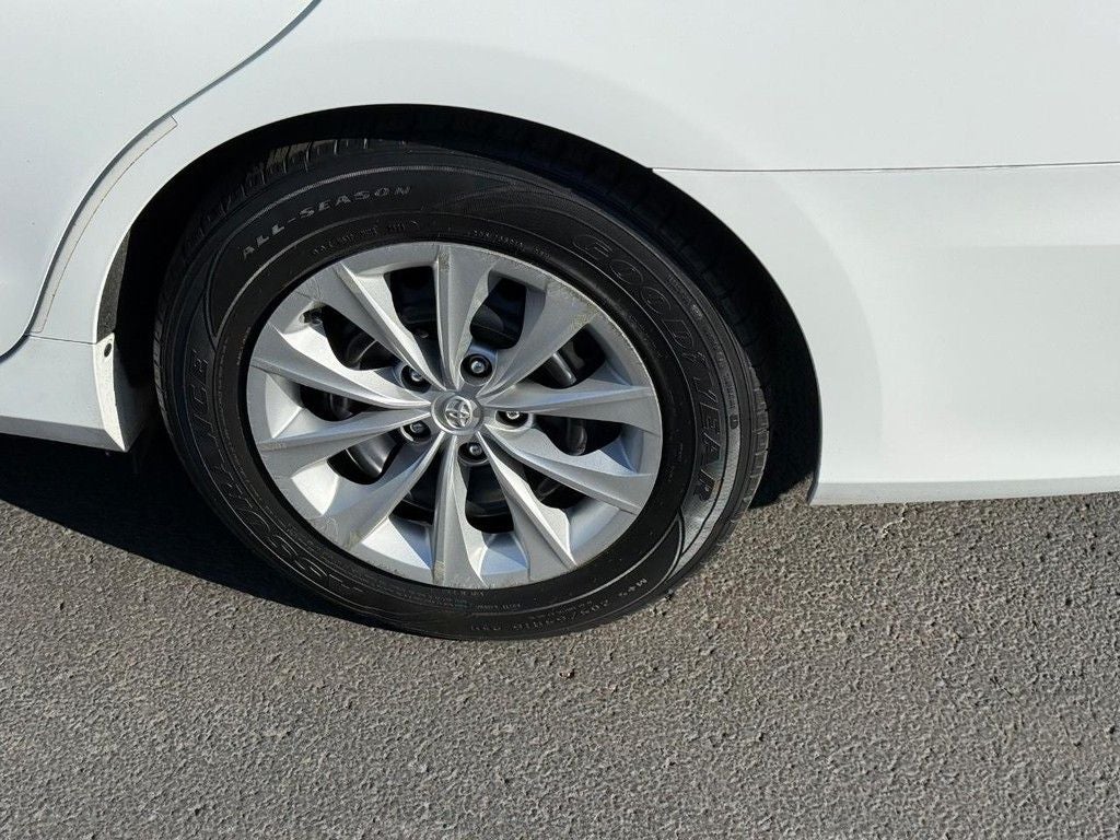 2017 Toyota Camry Hybrid Base