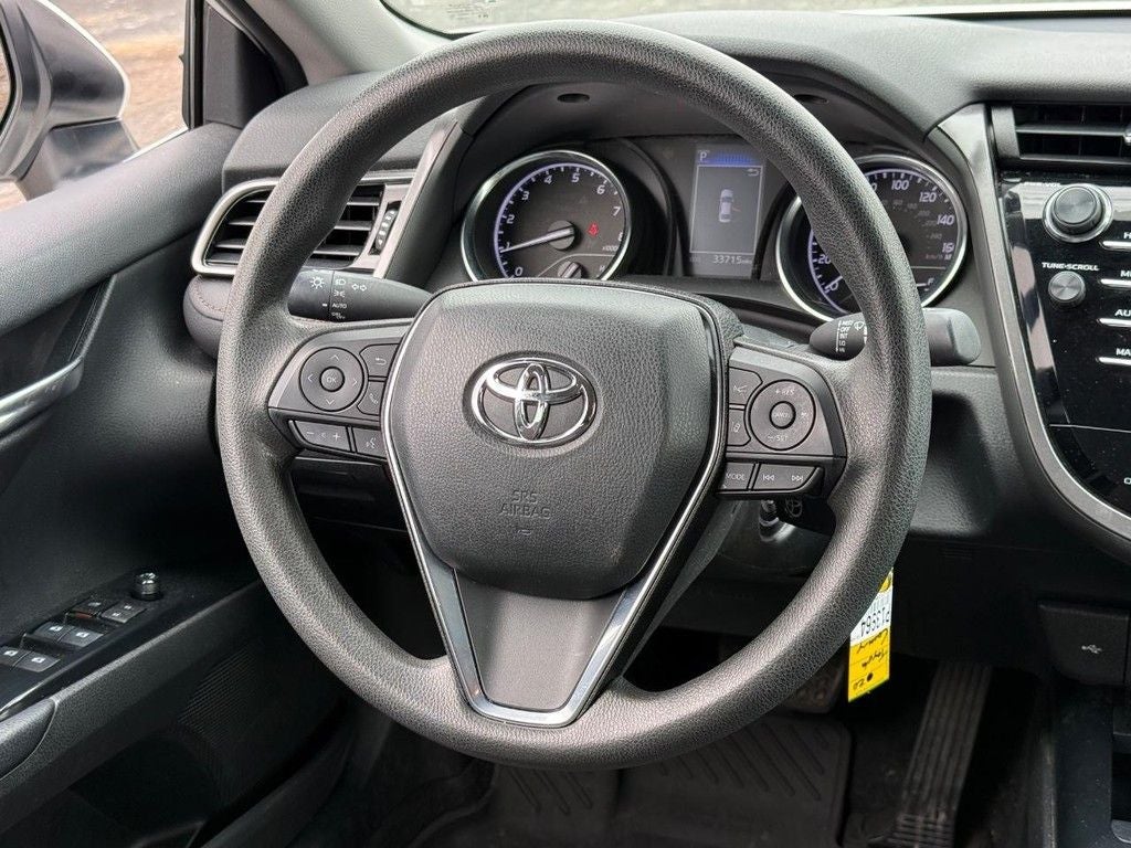 2020 Toyota CAMRY LE