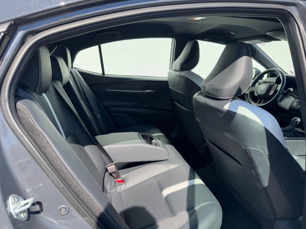 2025 Toyota Camry (Natl)