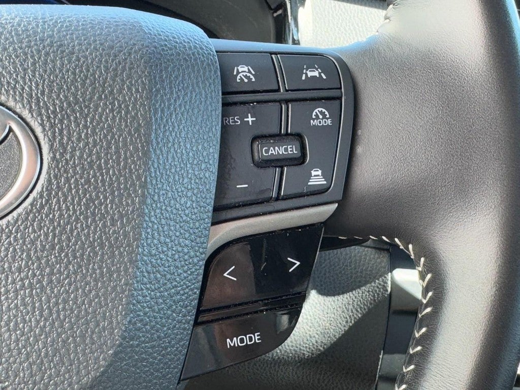 2025 Toyota Camry (Natl)