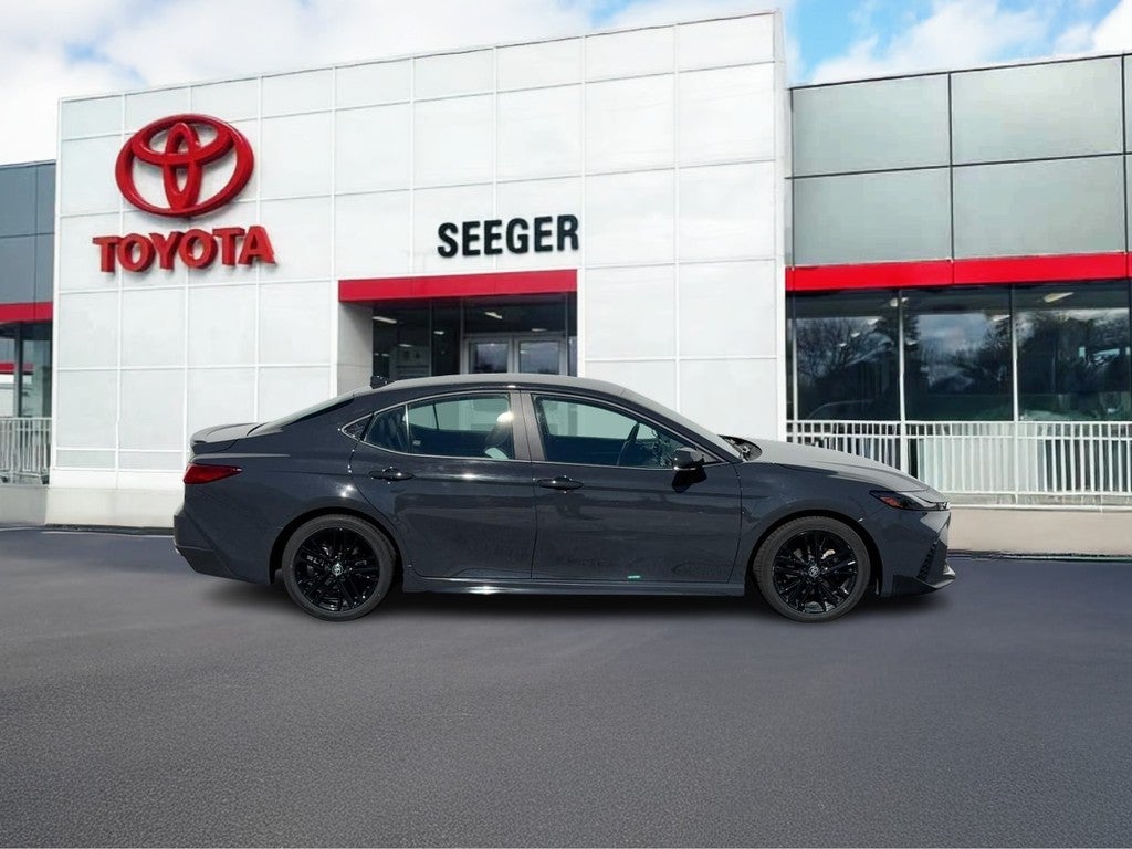 2025 Toyota Camry (Natl)