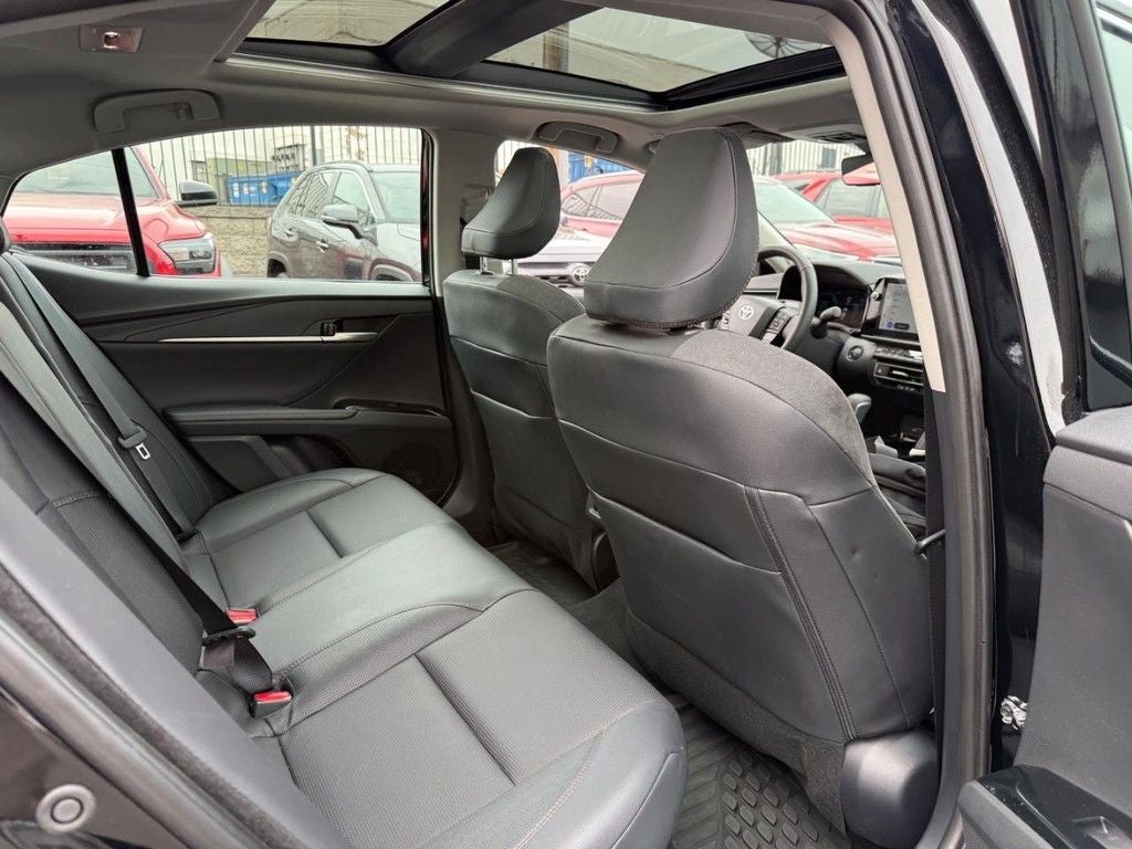 2025 Toyota CAMRY XLE