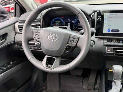 2025 Toyota CAMRY XLE