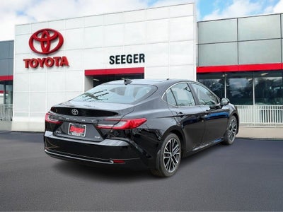 2025 Toyota CAMRY XLE