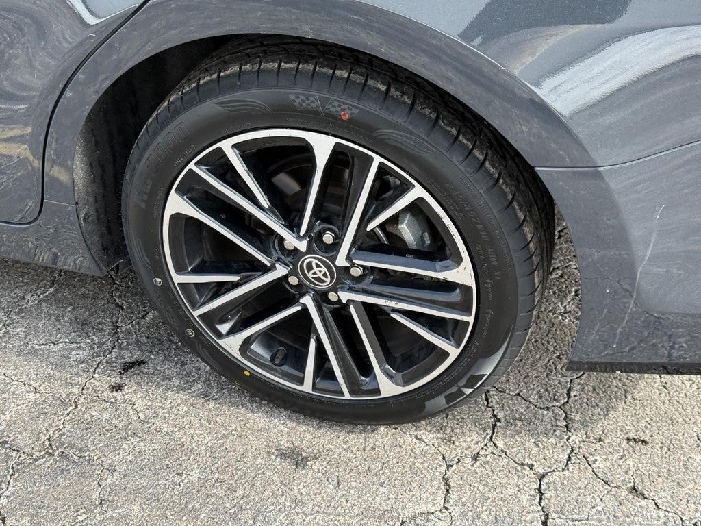 2025 Toyota Camry XLE (Natl)