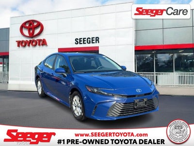 2025 Toyota Camry LE