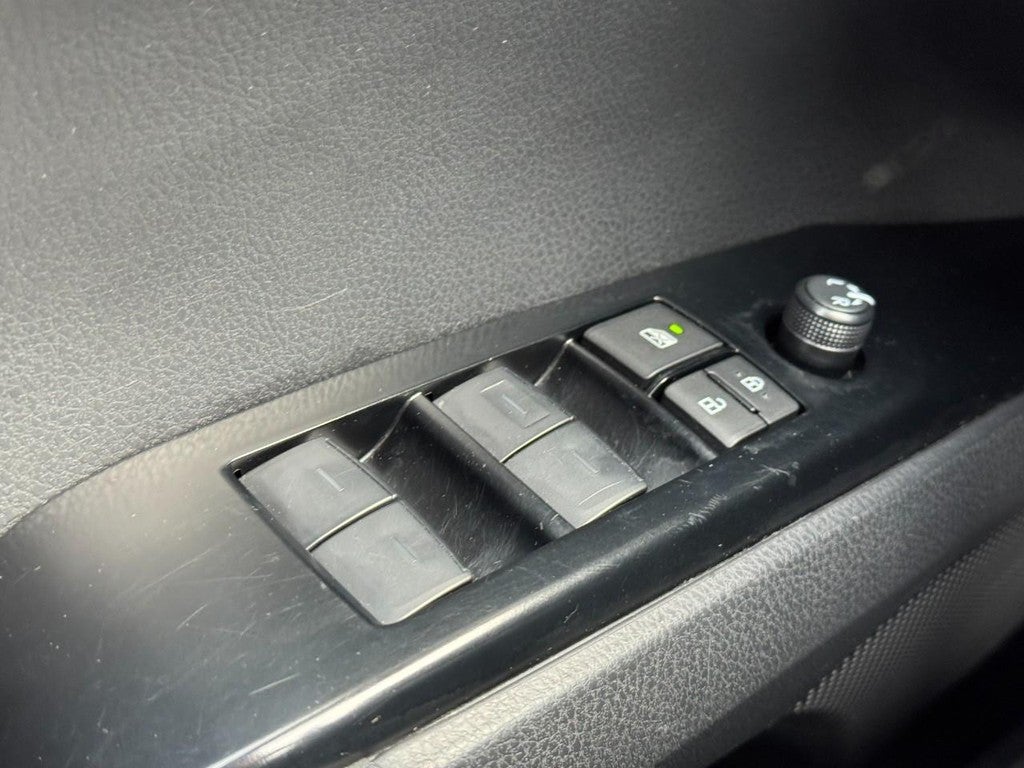 2025 Toyota Camry (Natl)