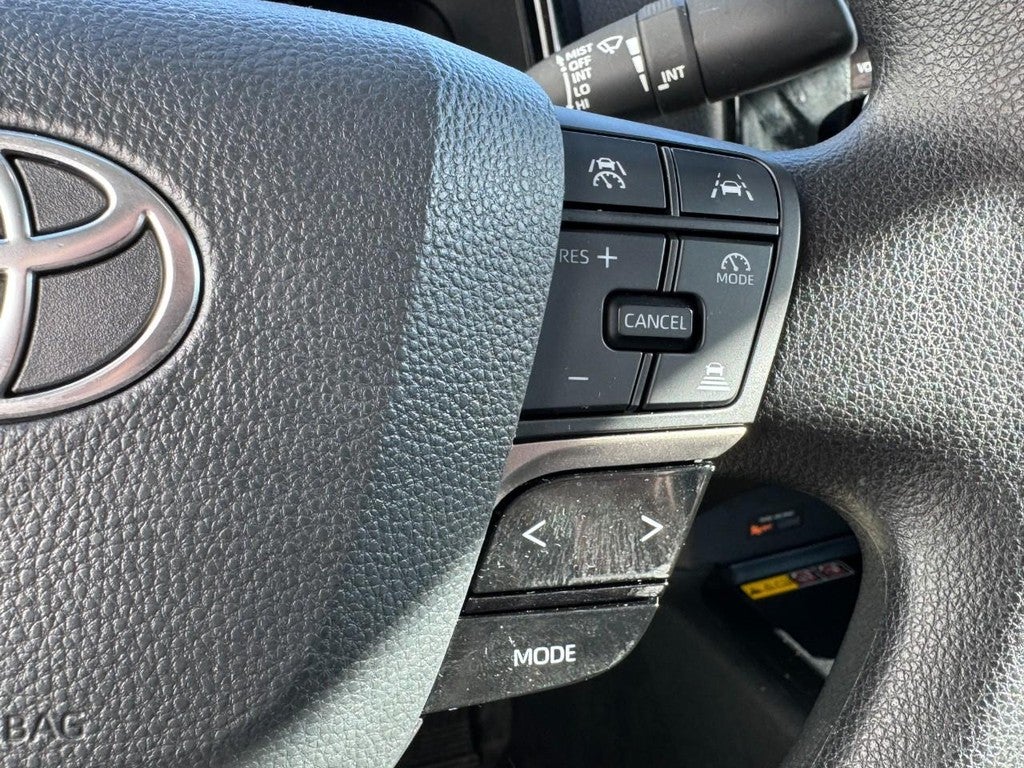 2025 Toyota Camry (Natl)