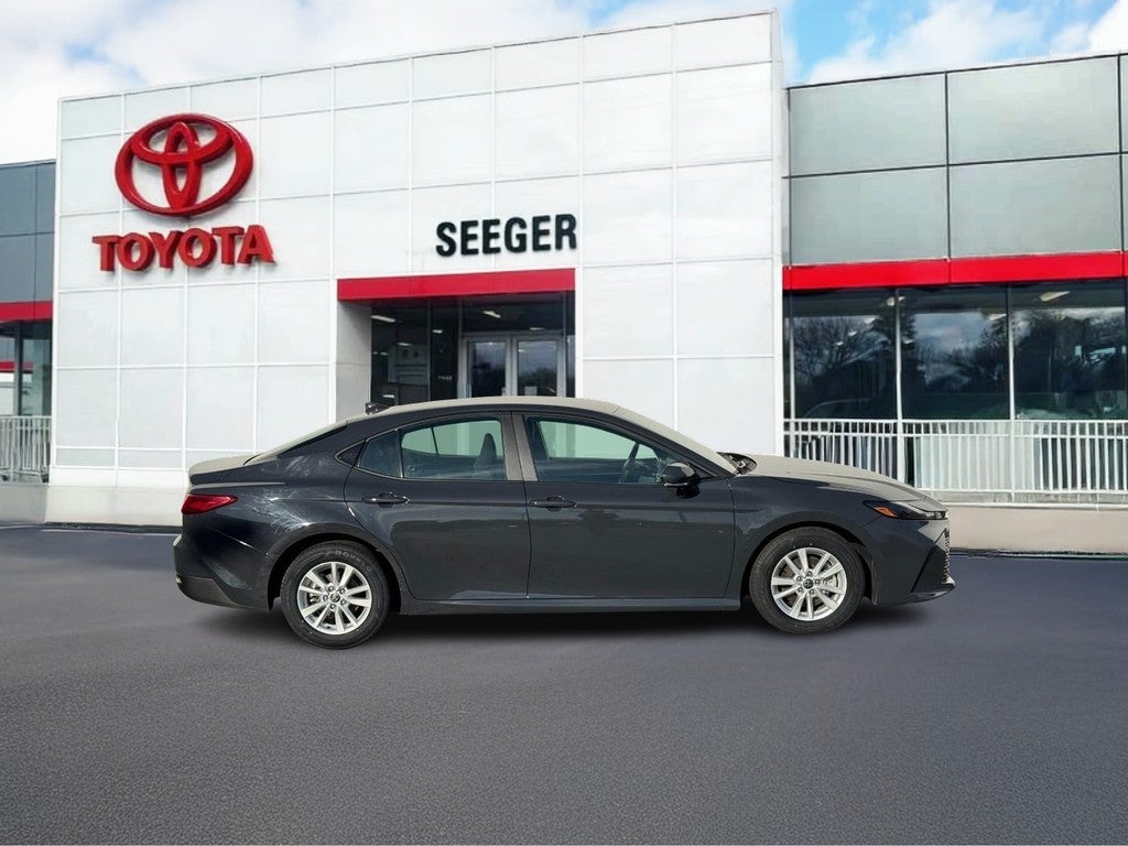 2025 Toyota Camry (Natl)