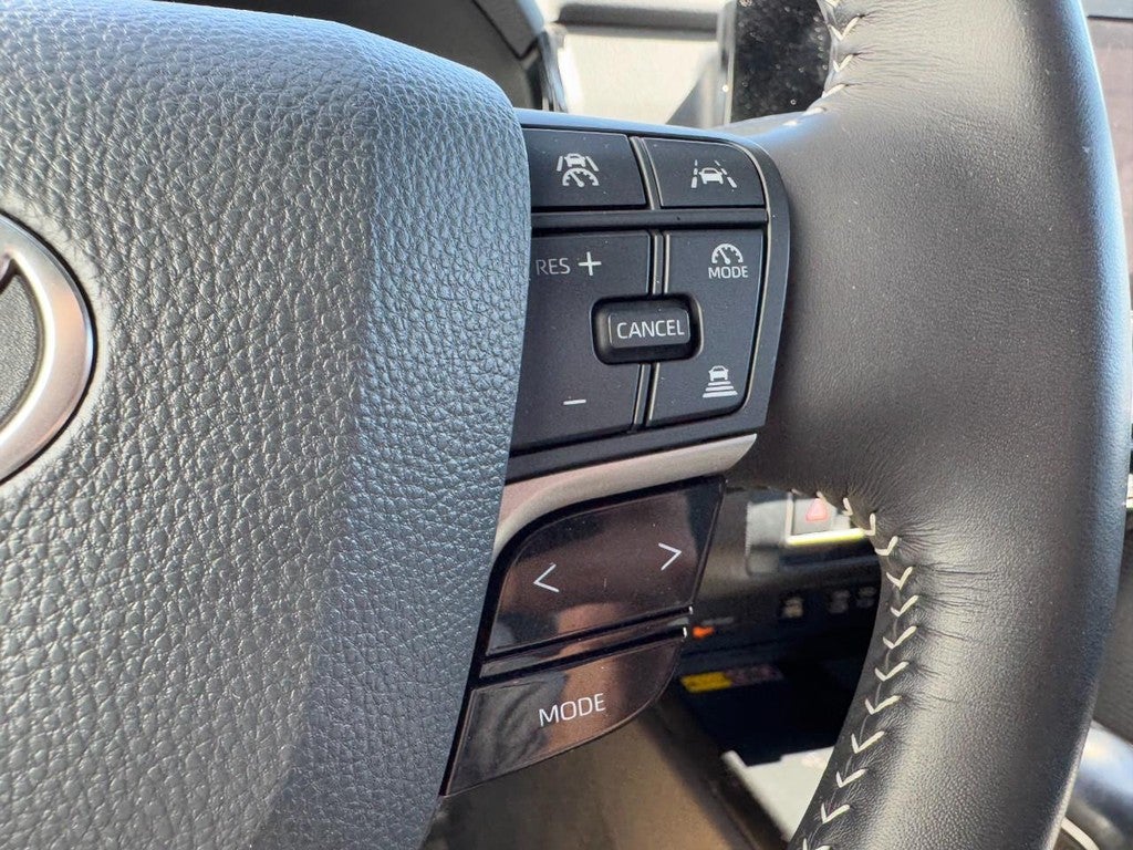 2025 Toyota Camry (Natl)