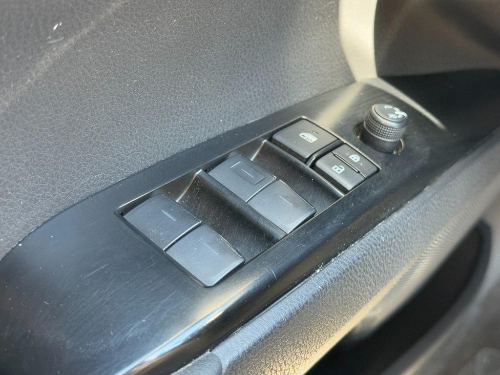 2025 Toyota Camry (Natl)