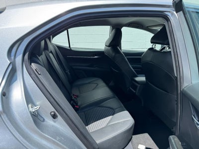 2023 Toyota Camry SE (Natl)