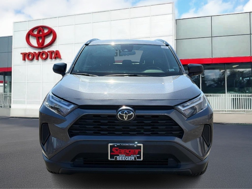 2025 Toyota RAV4 Hybrid LE AWD (Natl)