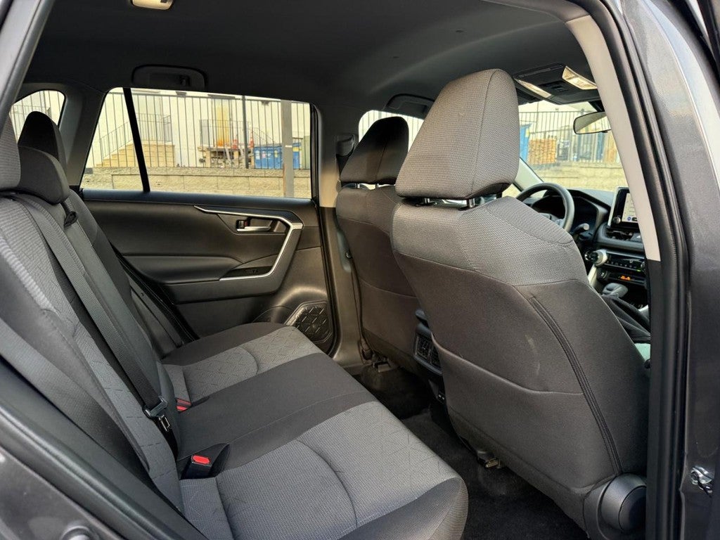 2025 Toyota RAV4 Hybrid XLE AWD (Natl)