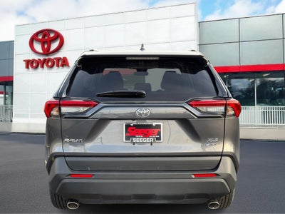 2025 Toyota RAV4 Hybrid XLE AWD (Natl)