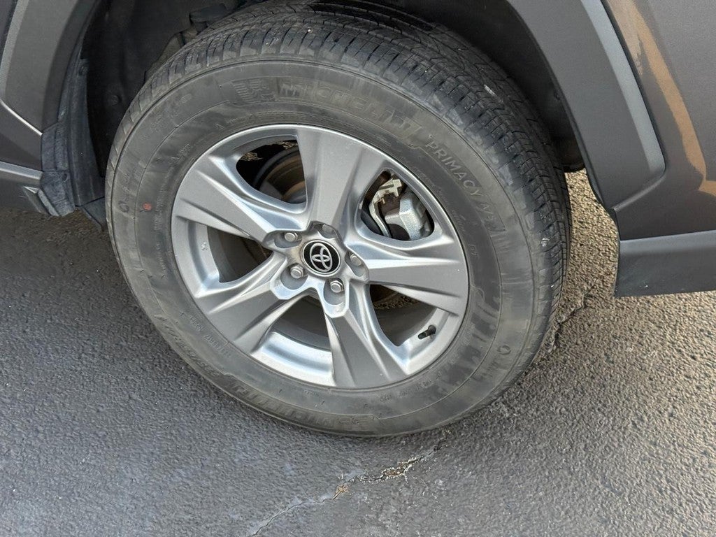 2025 Toyota RAV4 Hybrid XLE AWD (Natl)