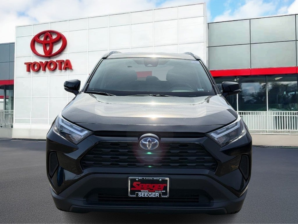 2024 Toyota RAV4 Hybrid XLE AWD (Natl)