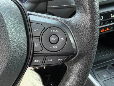 2024 Toyota RAV4 Hybrid XLE AWD (Natl)