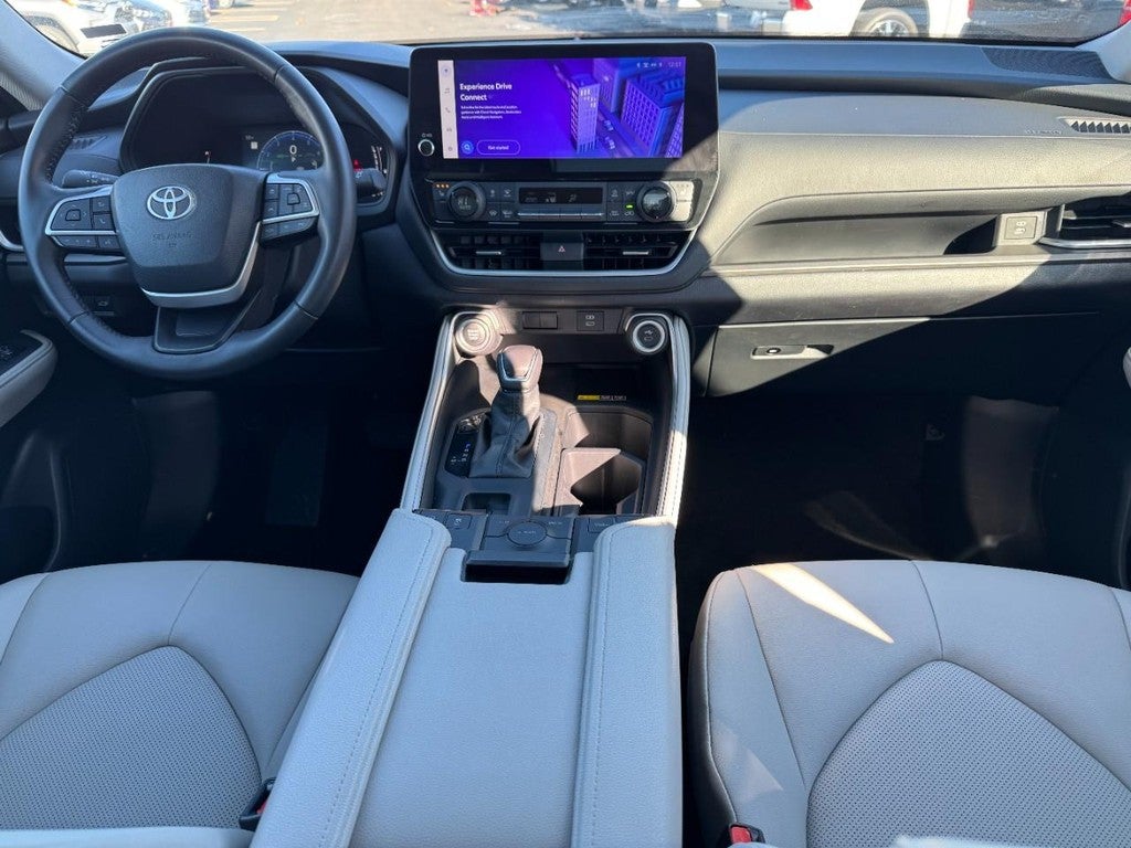 2025 Toyota Grand Highlander FWD (Natl)