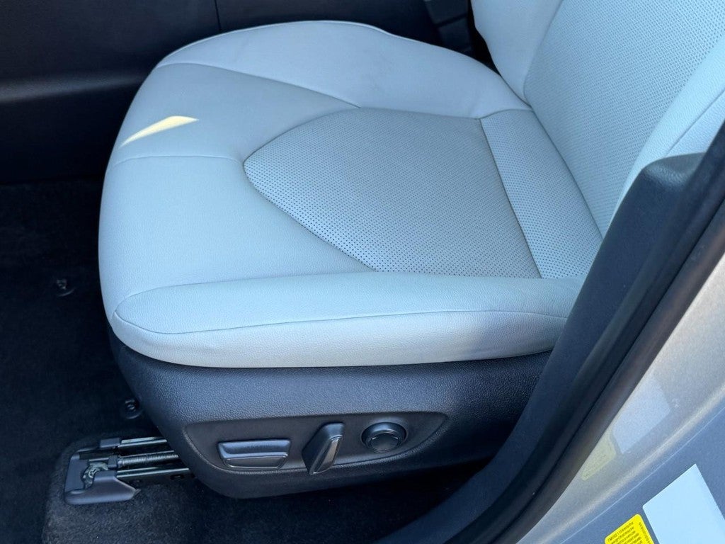 2025 Toyota Grand Highlander FWD (Natl)