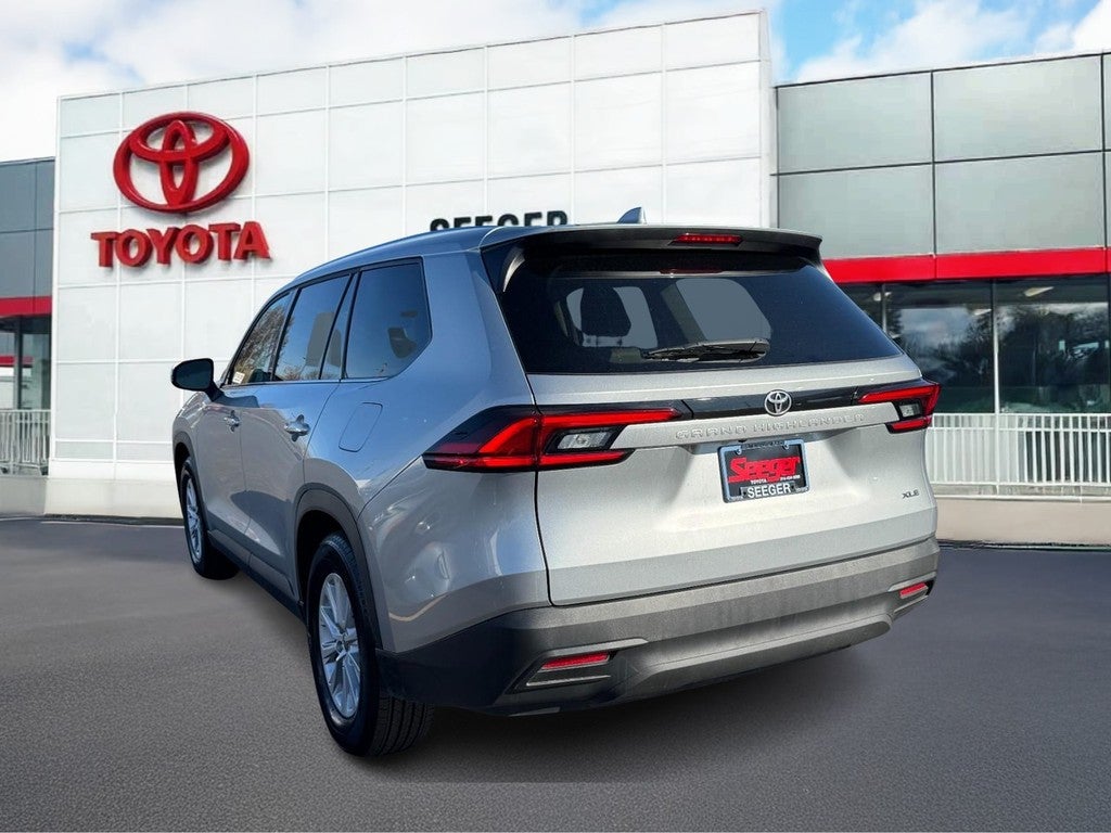 2025 Toyota Grand Highlander FWD (Natl)