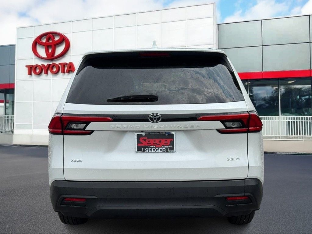 2024 Toyota Grand Highlander XLE