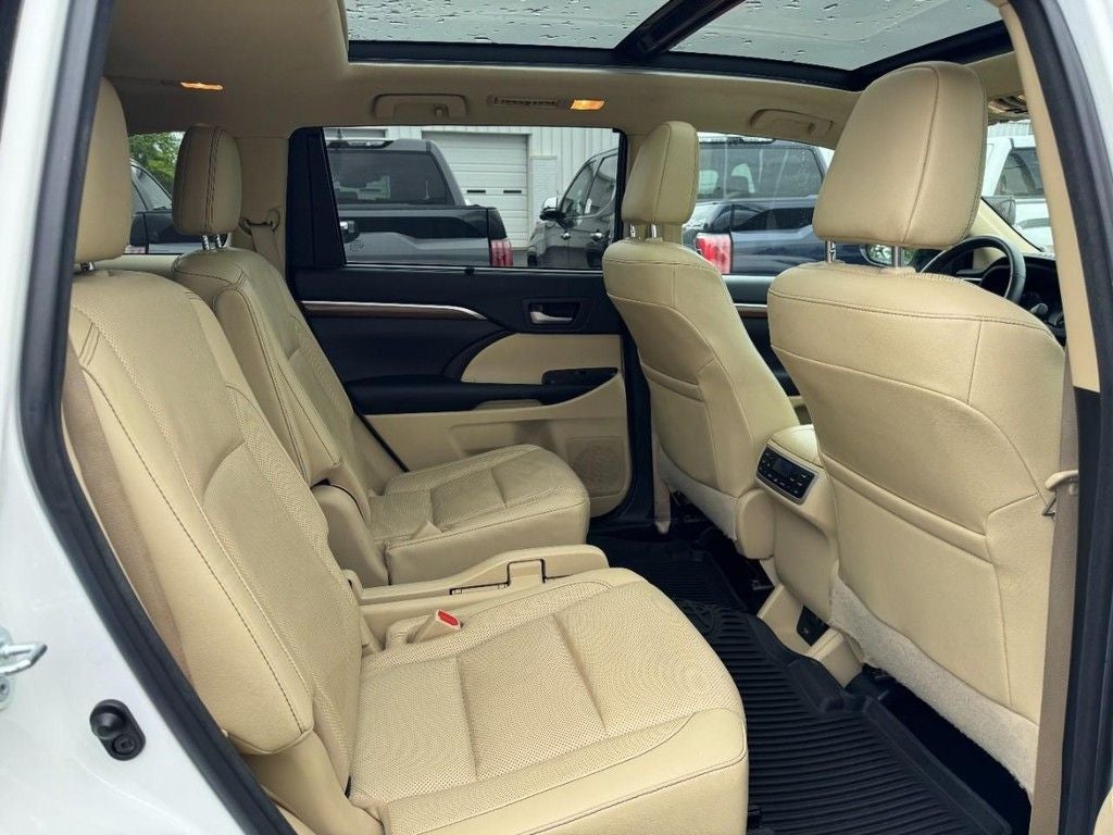 2017 Toyota Highlander Limited Platinum