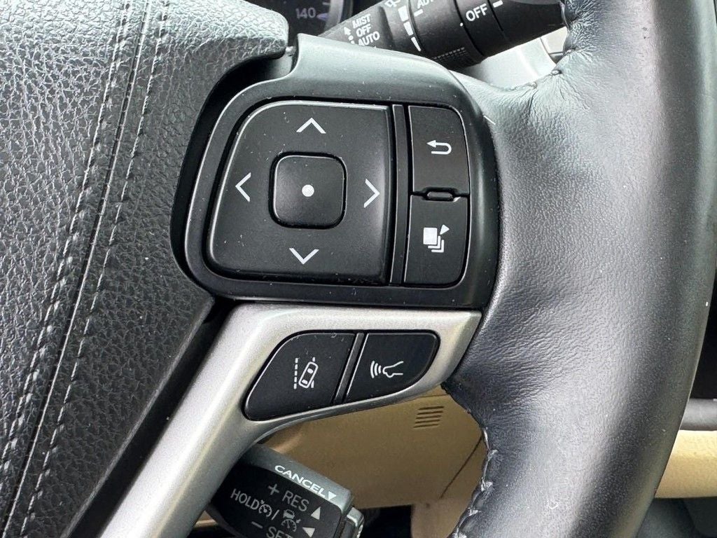 2017 Toyota Highlander Limited Platinum