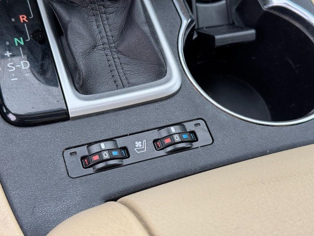 2017 Toyota Highlander Limited Platinum