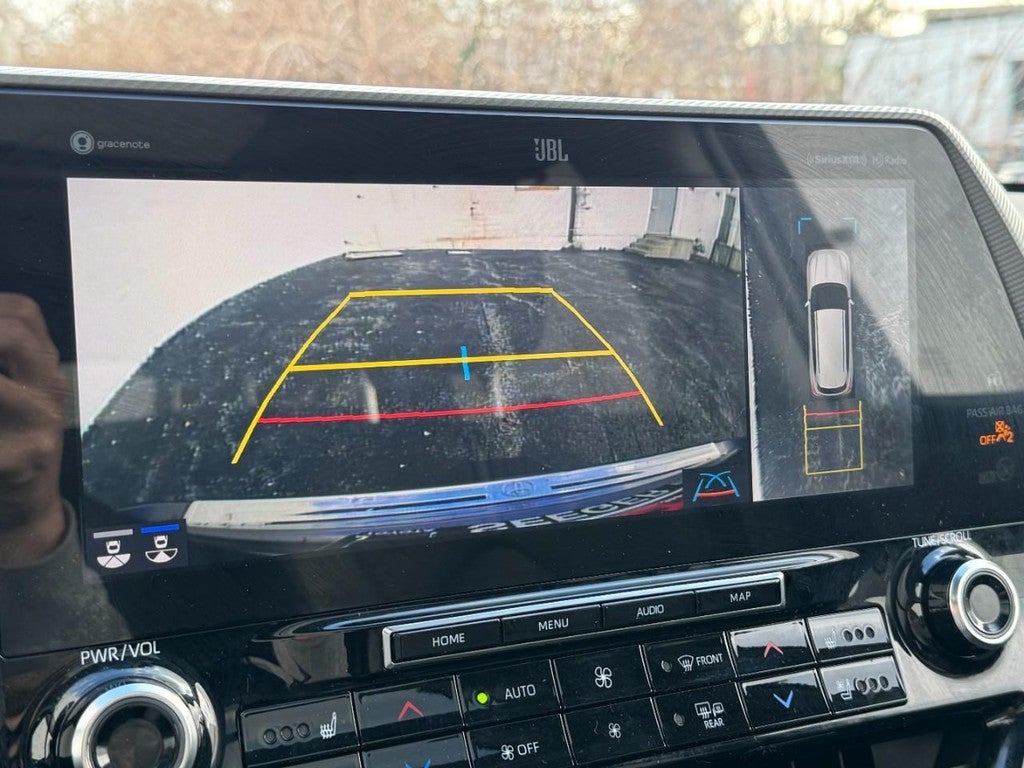 2022 Toyota Highlander Hybrid Platinum AWD (Natl)