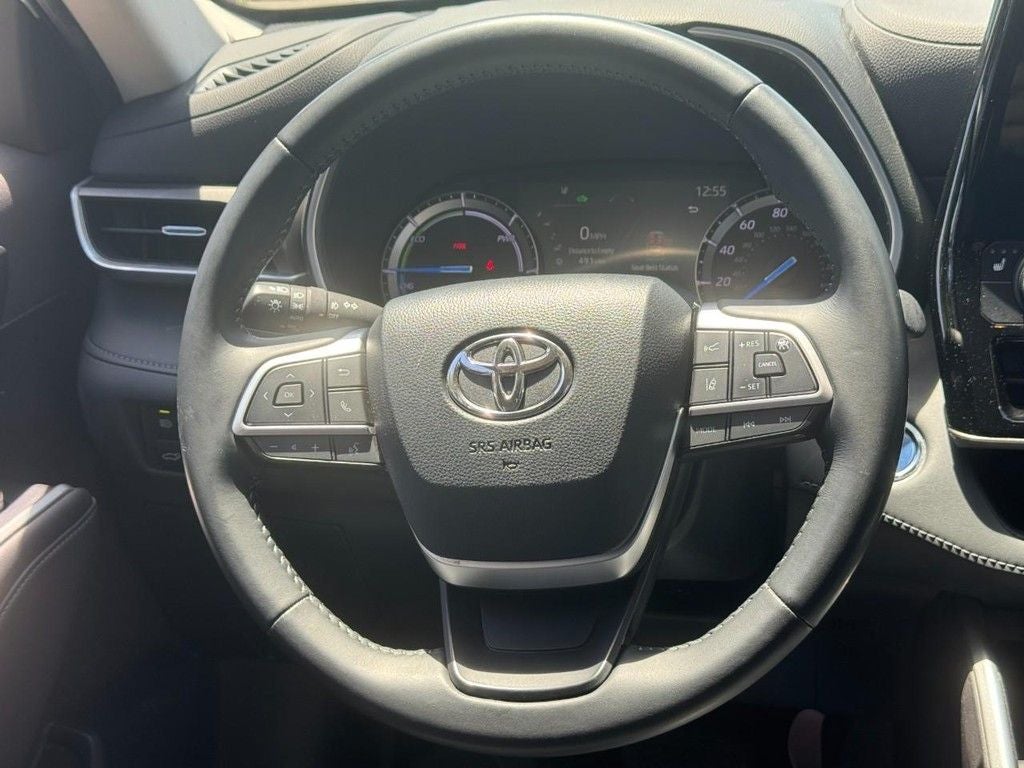 2022 Toyota Highlander Hybrid XLE