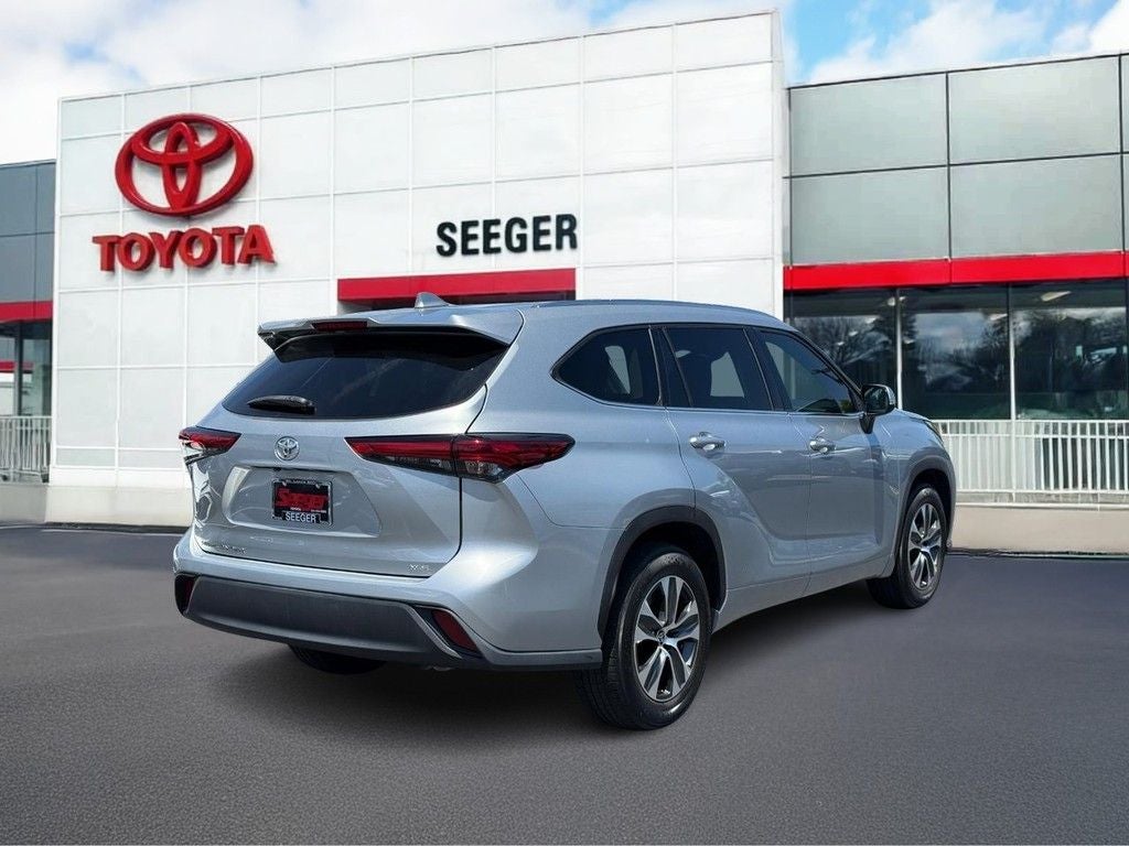 2021 Toyota Highlander XLE