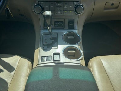2010 Toyota Highlander SE