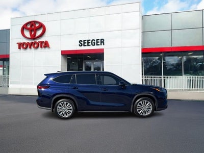 2023 Toyota Highlander Platinum