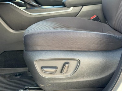 2023 Toyota Highlander LE FWD (Natl)