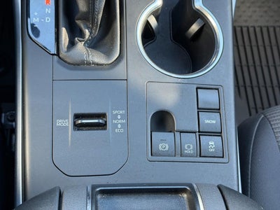 2023 Toyota Highlander LE FWD (Natl)