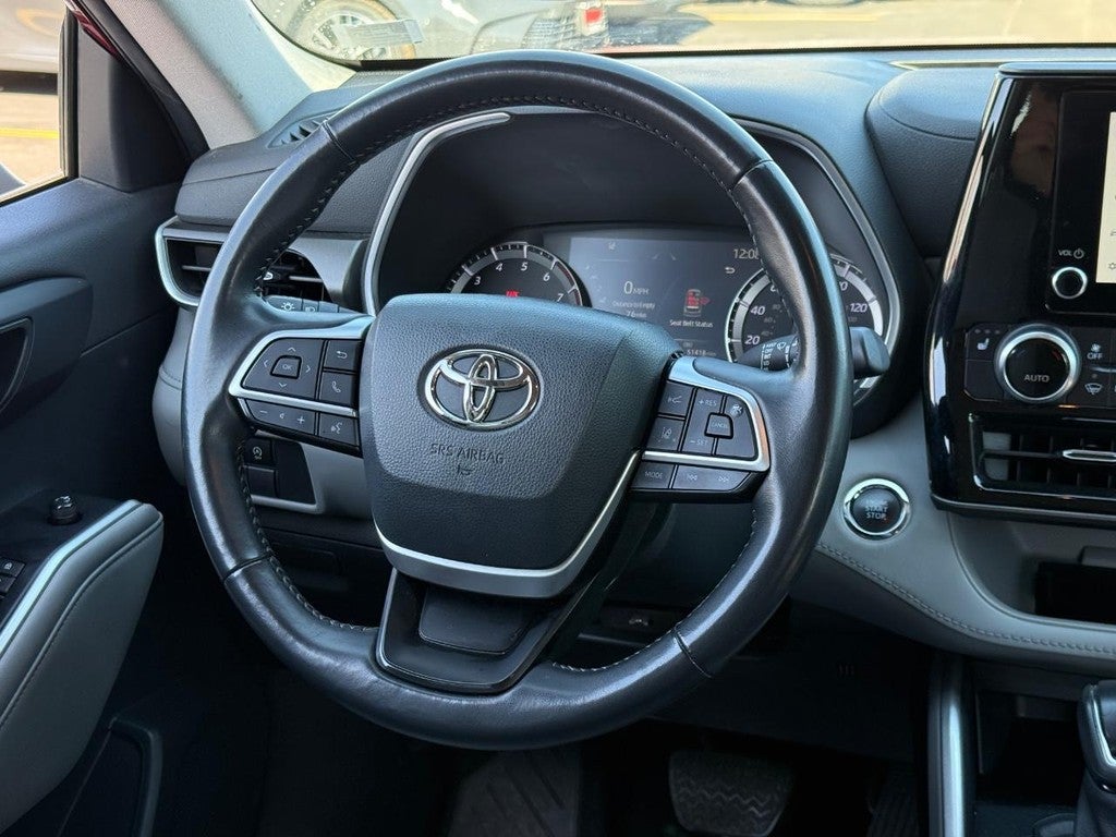 2023 Toyota Highlander XLE FWD (Natl)