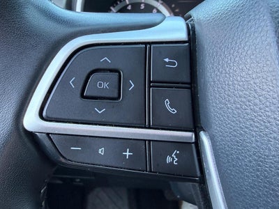 2023 Toyota Highlander XLE FWD (Natl)