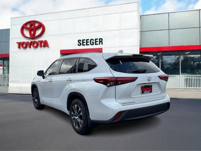 2023 Toyota Highlander FWD (Natl)