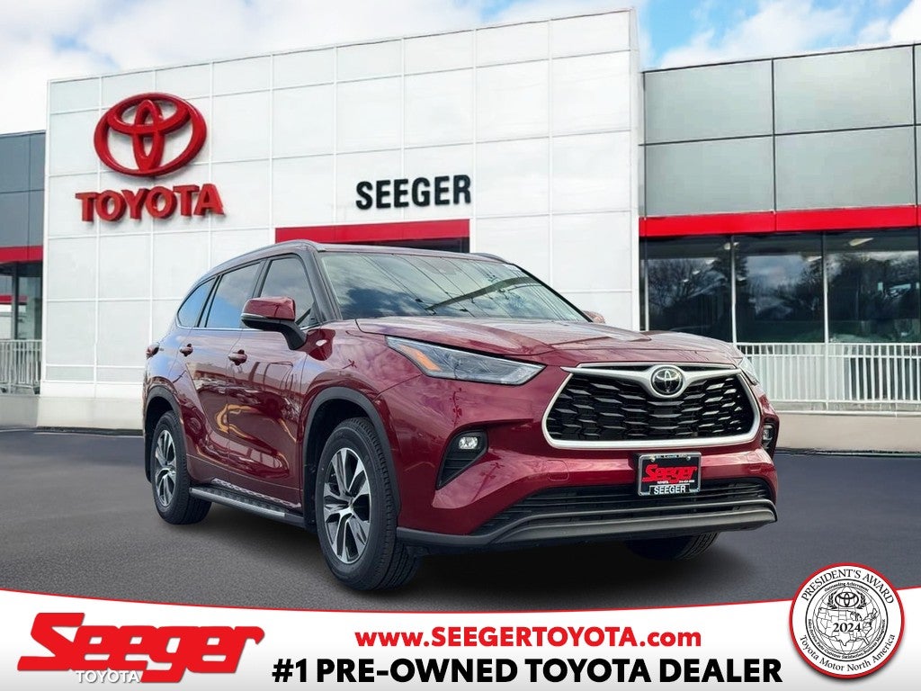 2024 Toyota Highlander FWD (Natl)