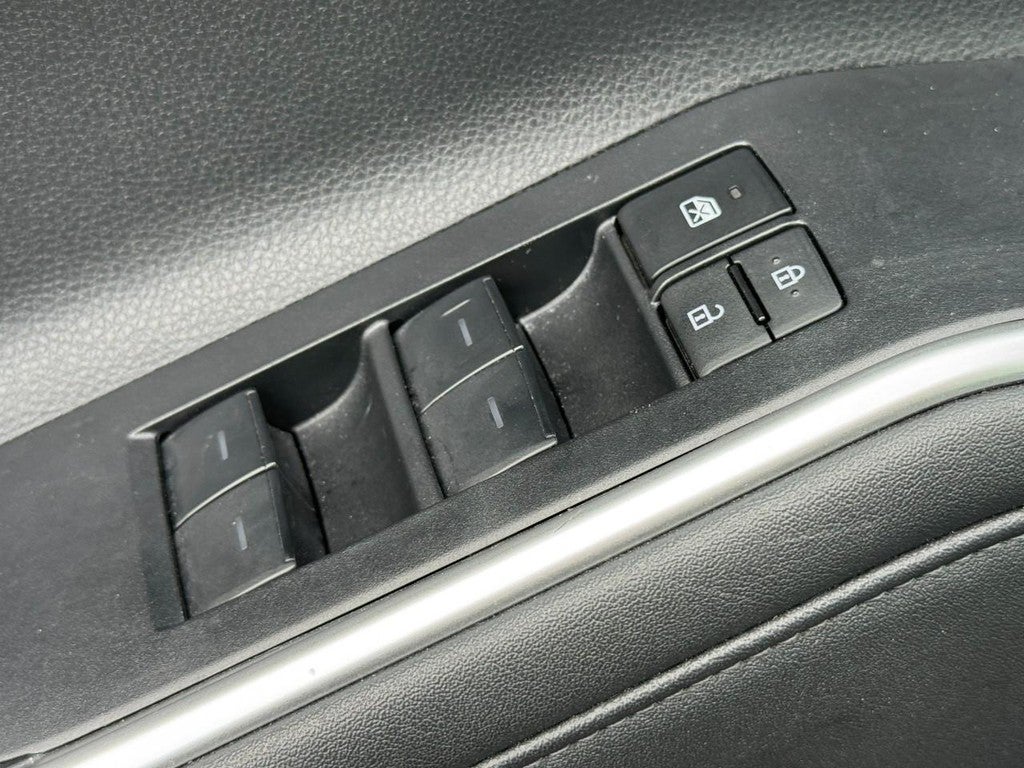 2024 Toyota Highlander FWD (Natl)