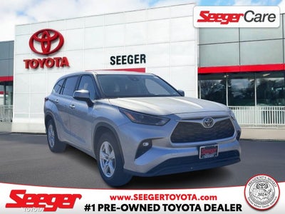 2023 Toyota Highlander LE