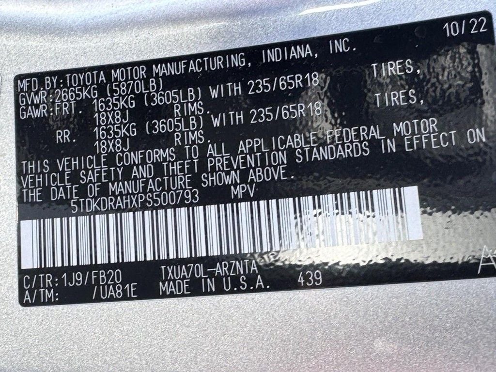 2023 Toyota Highlander LE