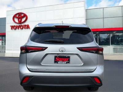 2025 Toyota Highlander Base