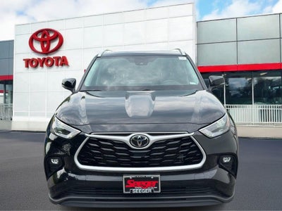 2025 Toyota Highlander XLE
