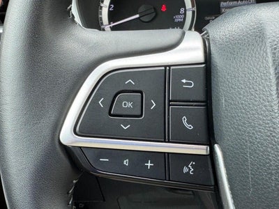 2025 Toyota Highlander XLE