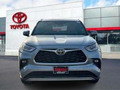 2023 Toyota Highlander L